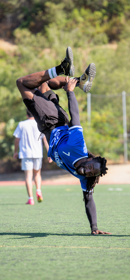Pezo players enjoying a friendly match
